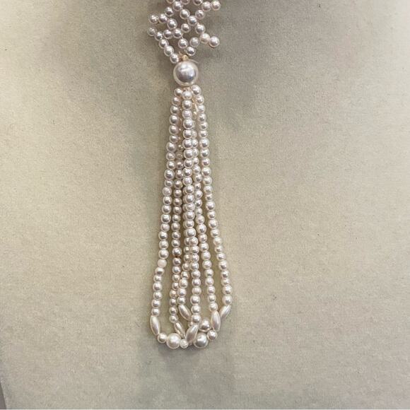 White Faux Pearl Lariat Necklace with Tassels - Picture 8 of 8